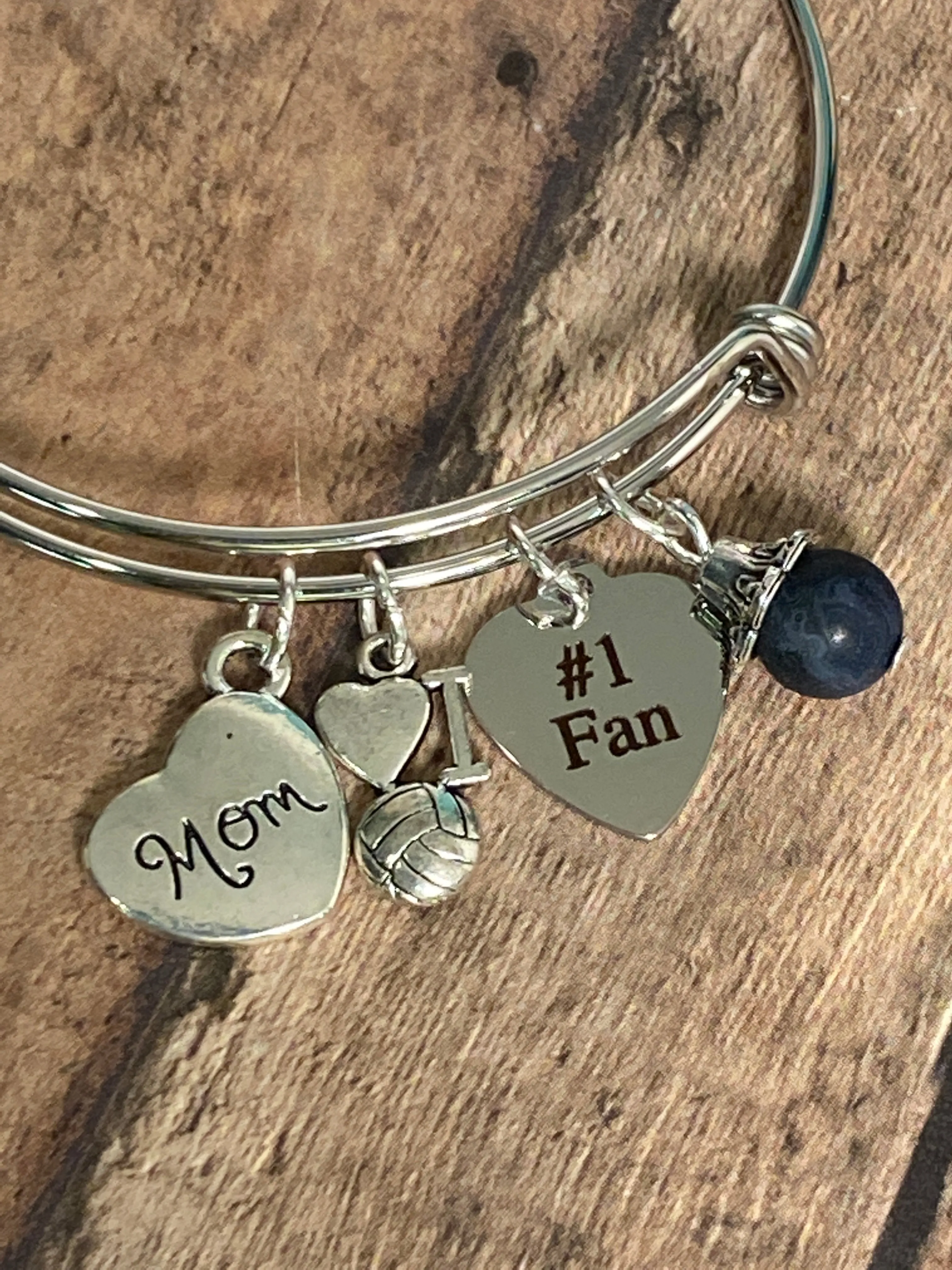 #1 FAN-MOM (B151)