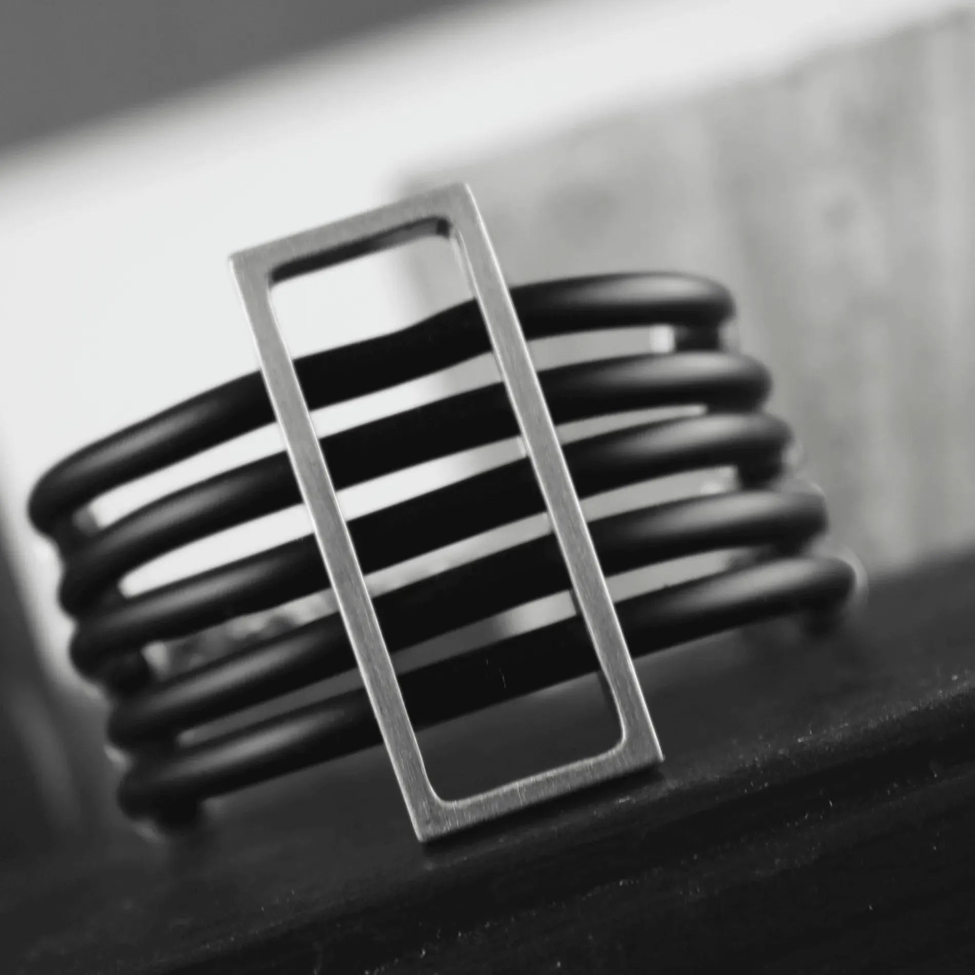 Alaya Open Square Bracelet Silver Plating