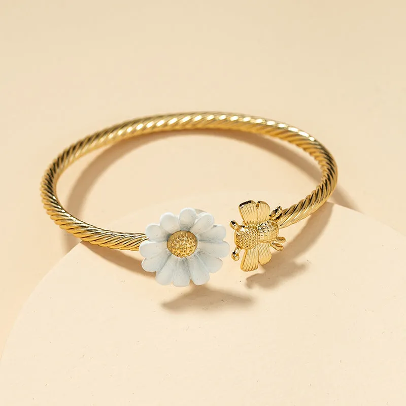 Bee and Blossom Charm Bracelet - Vienna Verve Collection