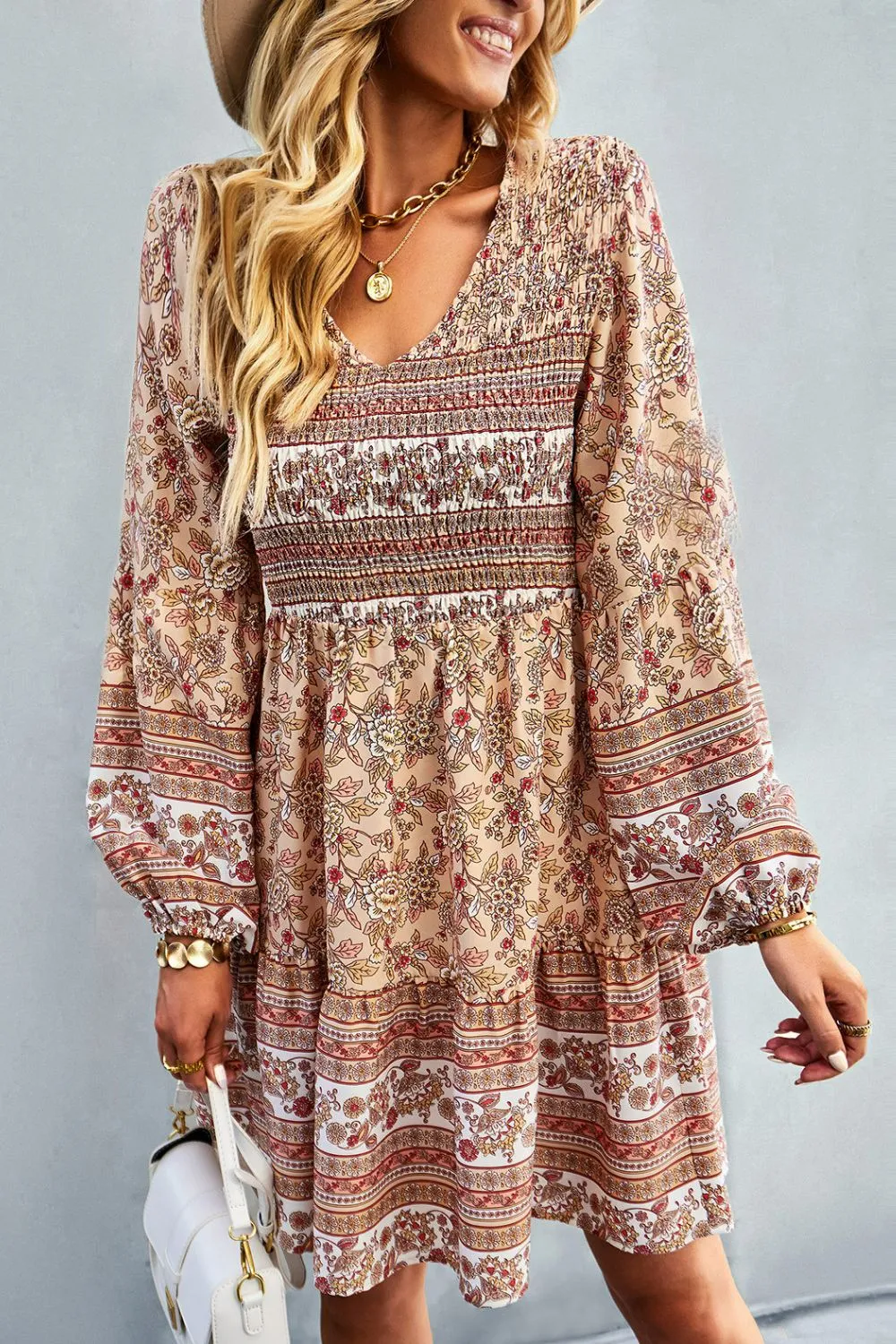 Boho böhmisches Kleid mit Ballonärmeln und V-Ausschnitt