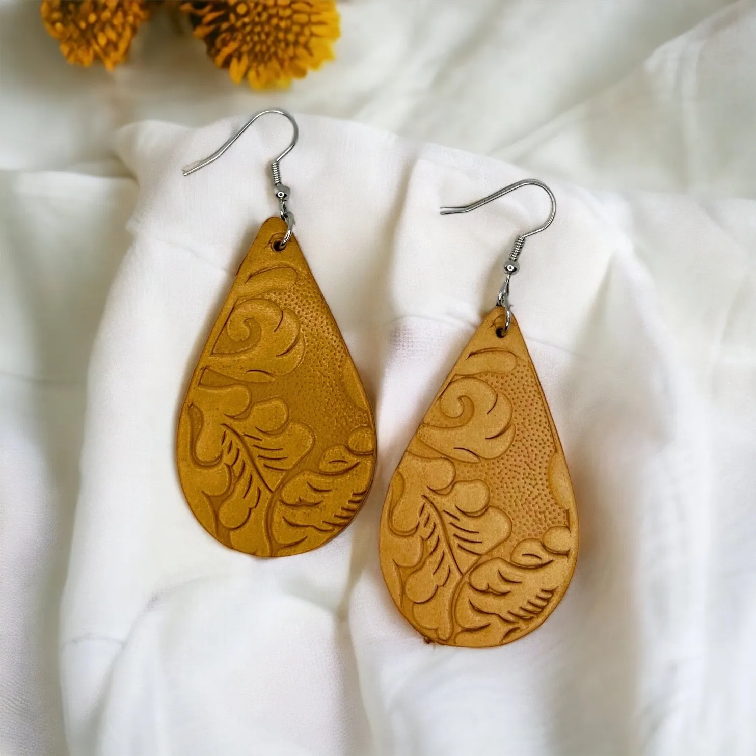 Embossed Leather Earrings - Boho Style, Handmade Earrings, Boho Chic, Western Earrings, Brown Earrings, Wooden Earrings, Bohemian Style