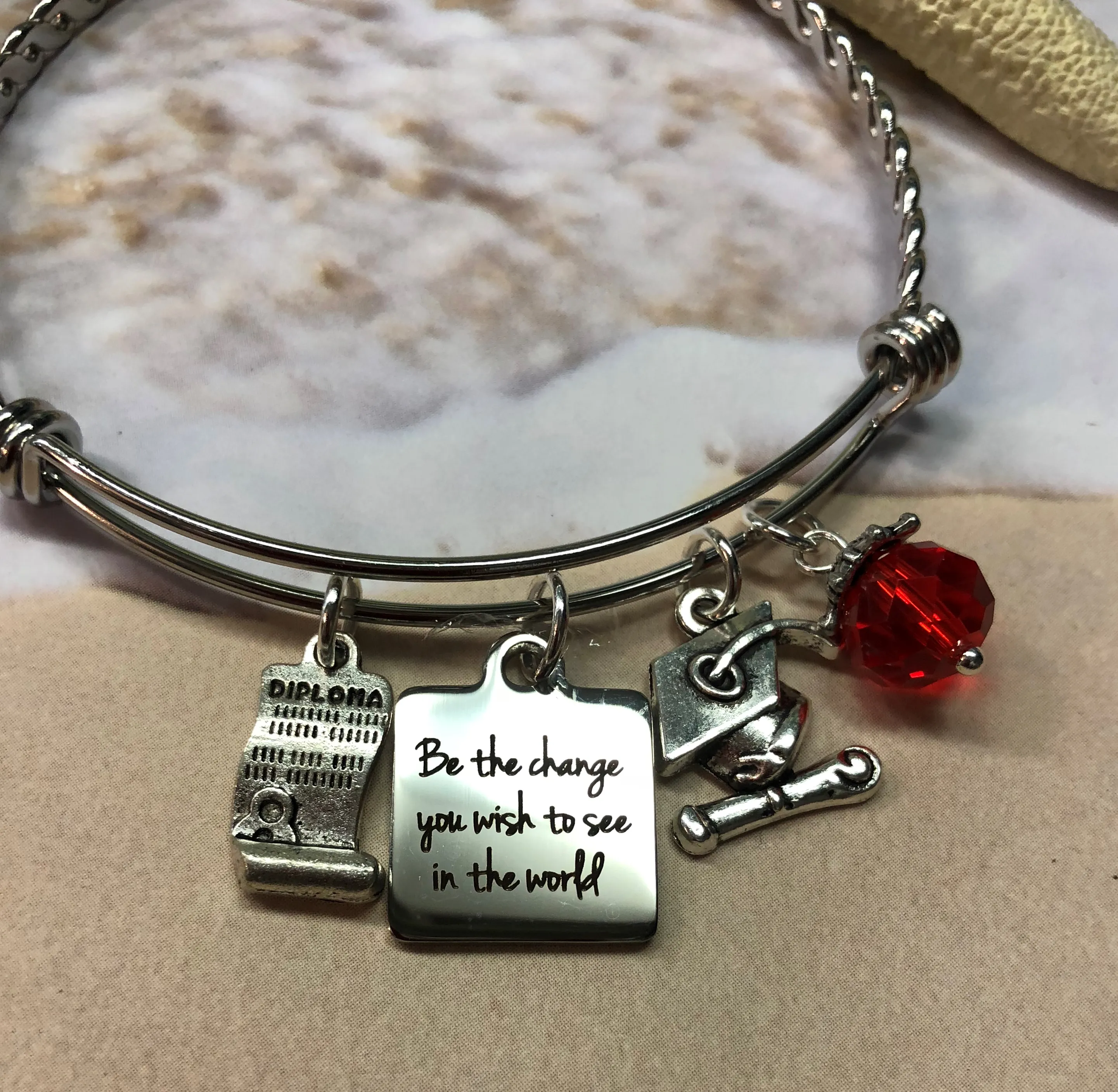 GRADUATE Be The Change (B03)