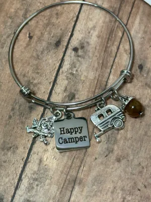 HAPPY CAMPER (B17)