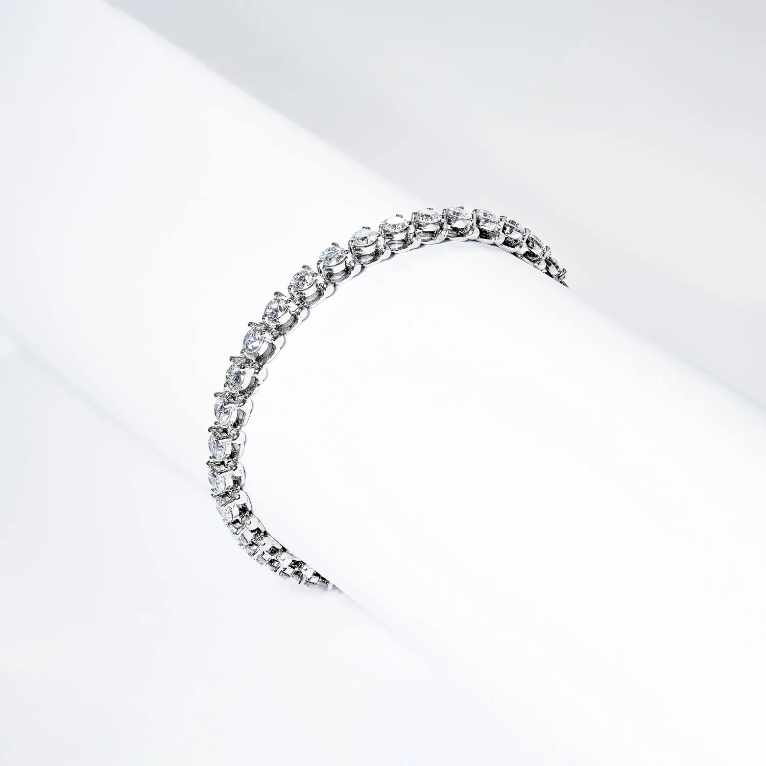 Madelyn 8 Carat Round Brilliant Single Row Diamond Tennis Bracelet in 14k White Gold
