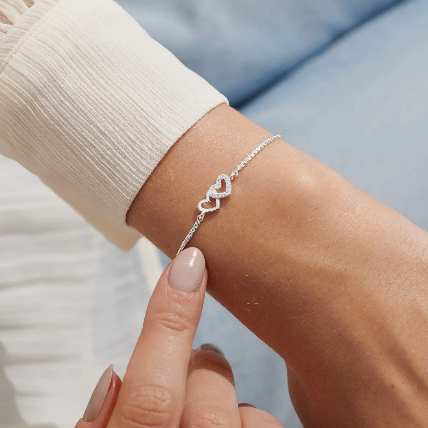 Mini Charms Pave Linked Hearts Silver Plated Bracelet 7641