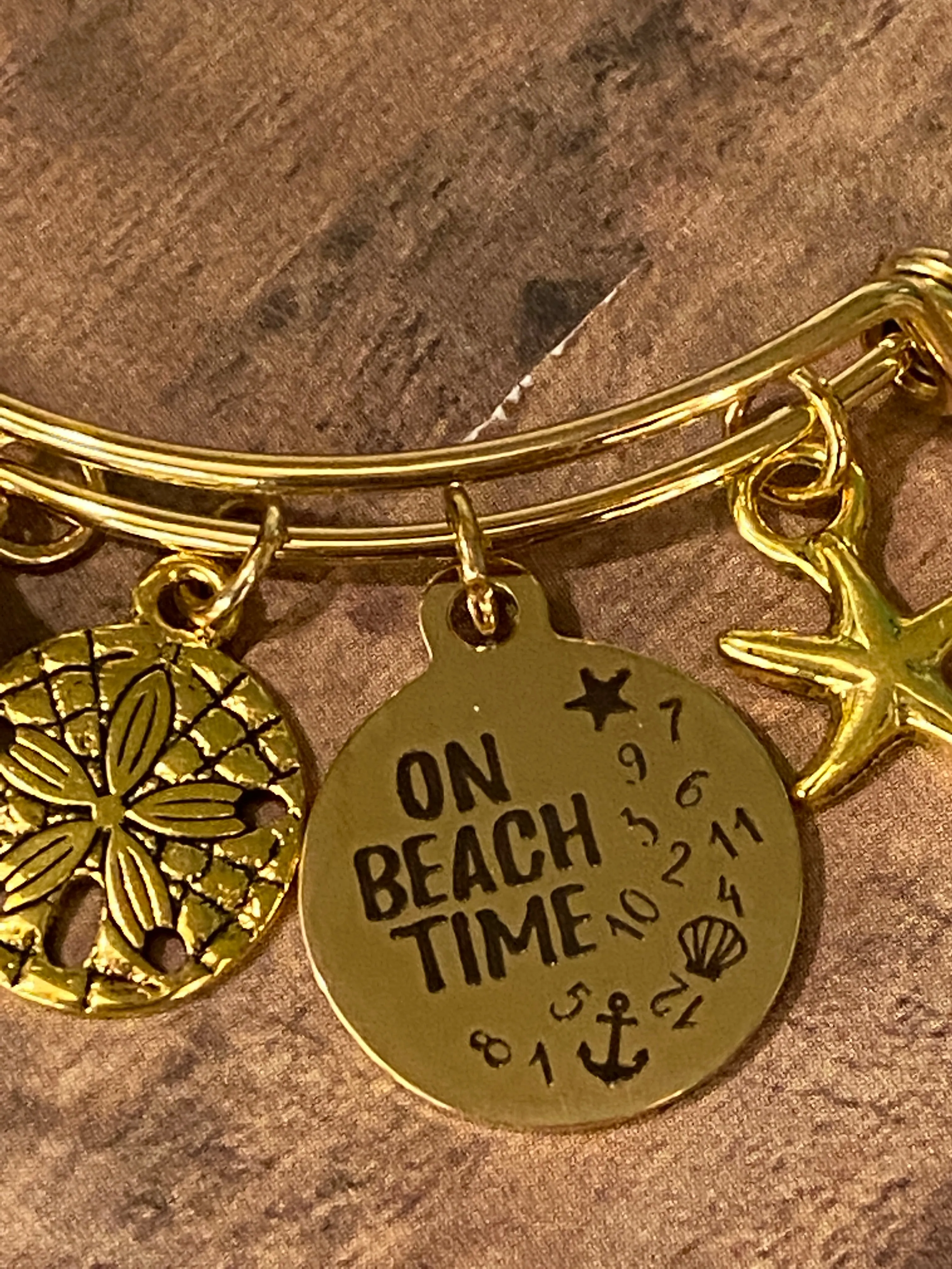 ON BEACH TIME (B115G)