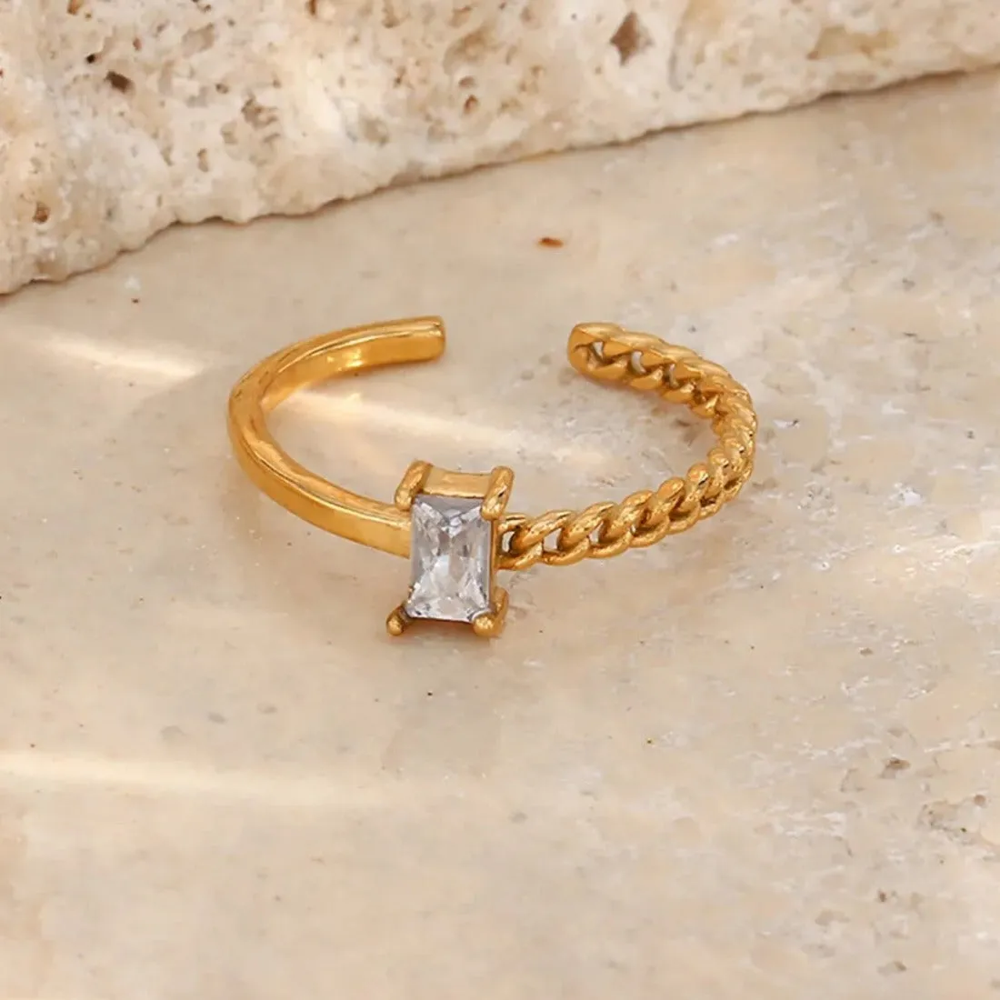 Stackable Chain Band Baguette Solitaire Ring