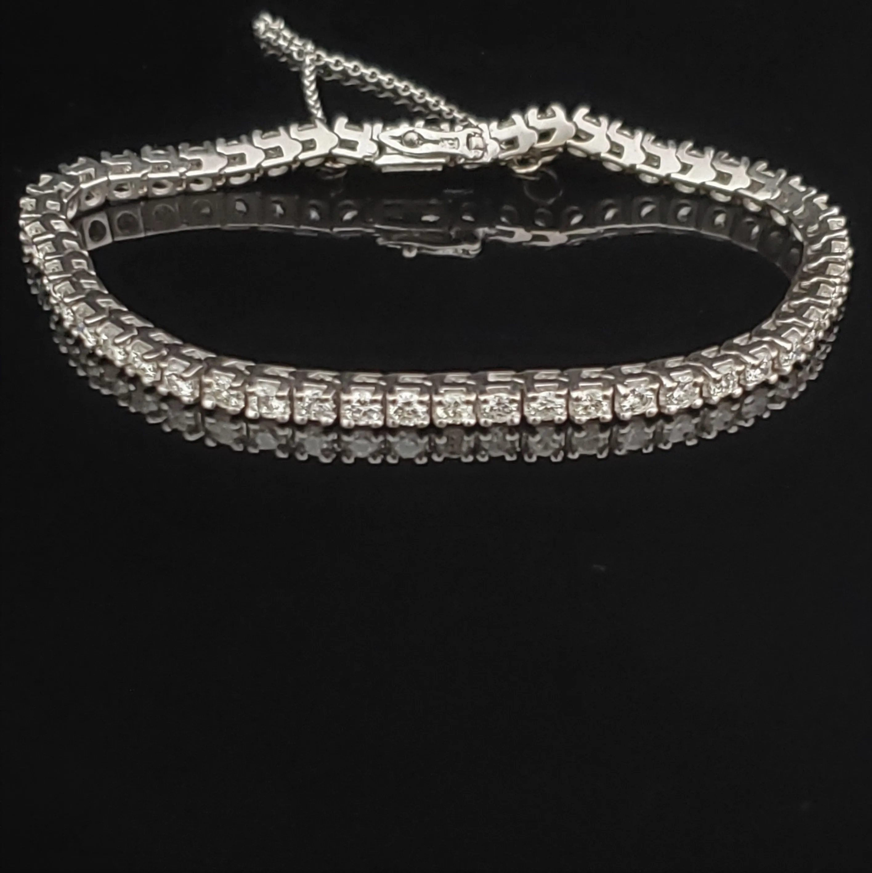 The Bruges - Estate 4.5ct Diamond 14k Gold Tennis Bracelet