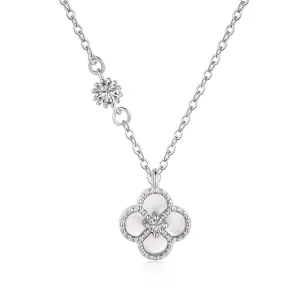 White Shell Clover Necklace
